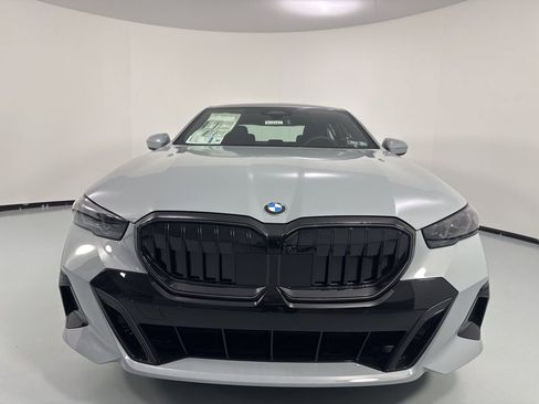 New 2026 BMW 540i xDrive w/ M Sport Package image 2