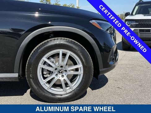 Used 2025 Mercedes-Benz GLC 300 image 11