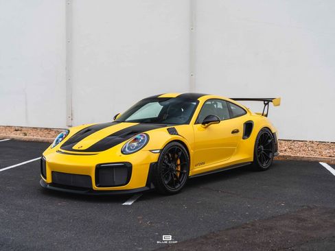 Used 2019 Porsche 911 GT2 RS image 33