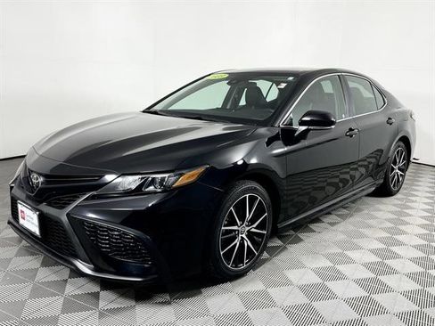 Certified 2023 Toyota Camry SE image 7