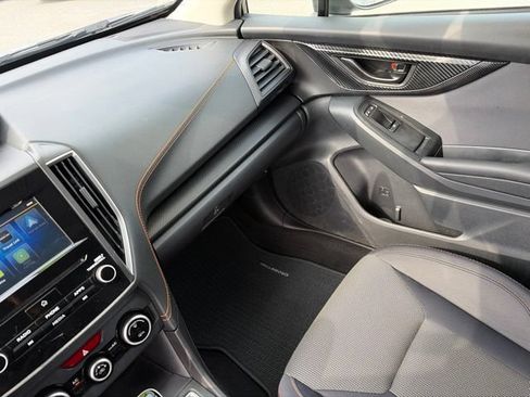 Used 2021 Subaru Crosstrek 2.0i Premium w/ Moonroof Package AWD/4WD image 14