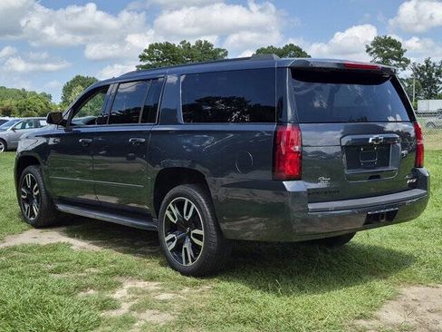 Used 2020 Chevrolet Suburban Premier w/ RST 6.2L Performance Edition AWD/4WD image 5
