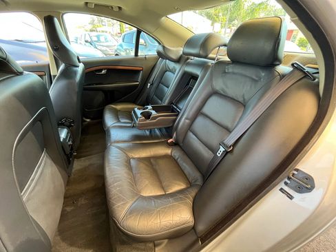 Used 2009 Volvo S80 3.2 image 17