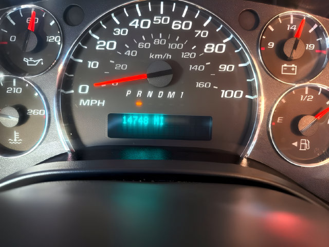 Used 2025 GMC Savana 2500 w/ Driver Convenience Package RWD image 21
