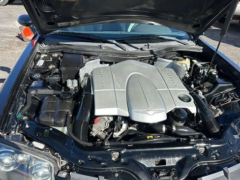Used 2005 Chrysler Crossfire Limited image 32