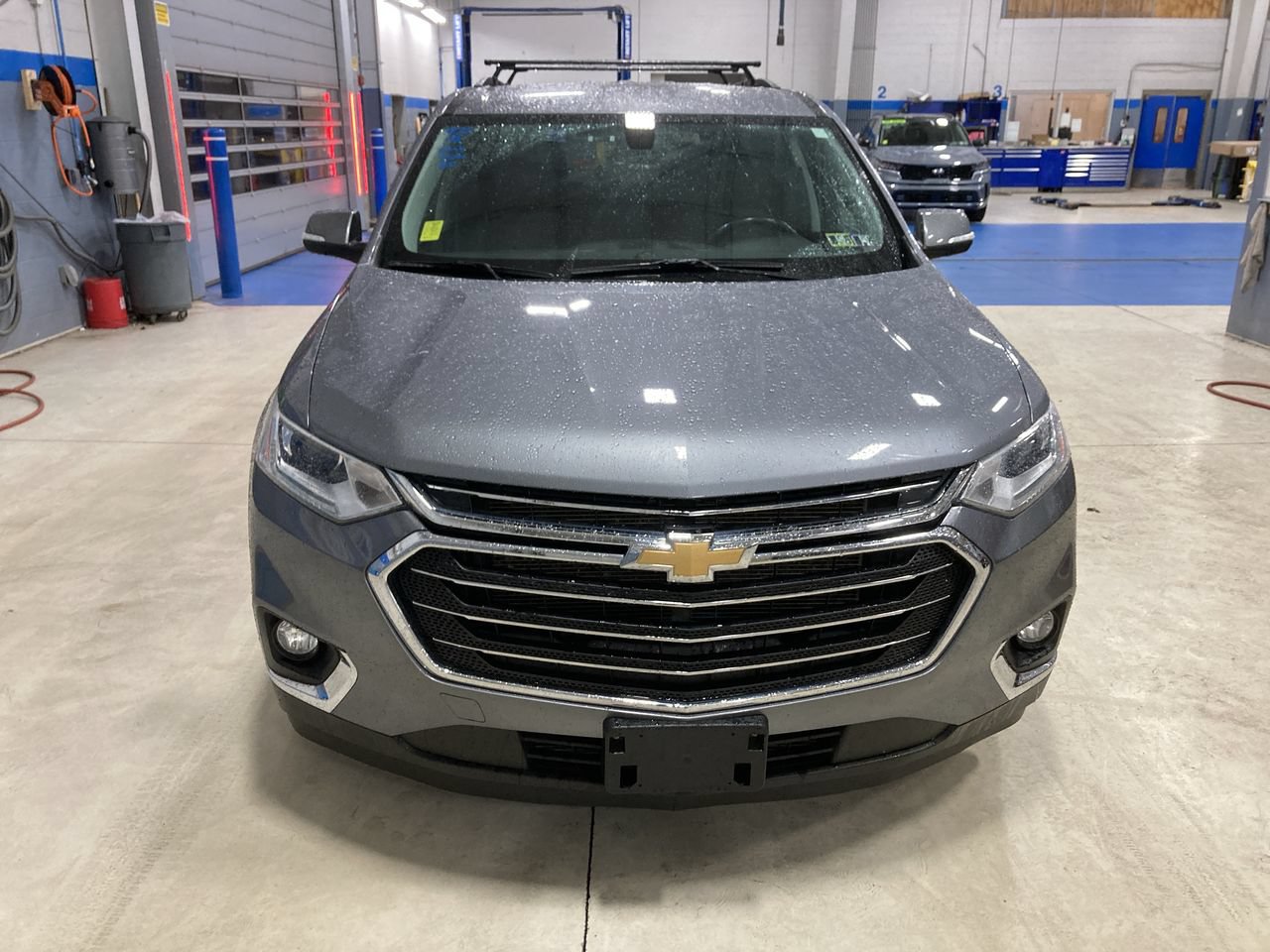 Used 2021 Chevrolet Traverse LT AWD/4WD image 2