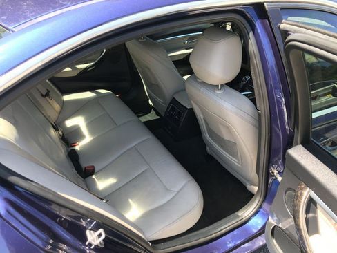 Used 2017 BMW 330i Sedan image 10