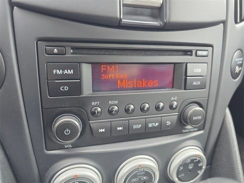 Used 2019 Nissan 370Z w/ Sport Package image 25