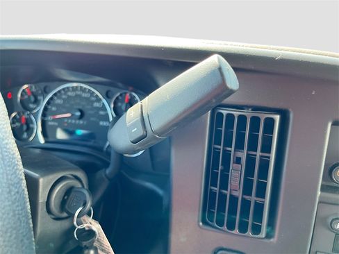 Used 2024 GMC Savana 2500 w/ Driver Convenience Package image 16