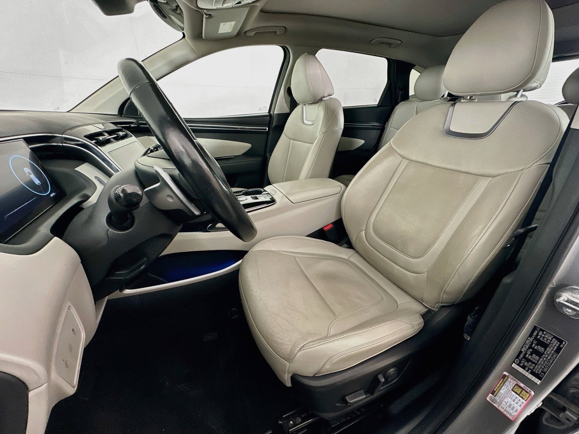 Used 2024 Hyundai Tucson Limited FWD image 13