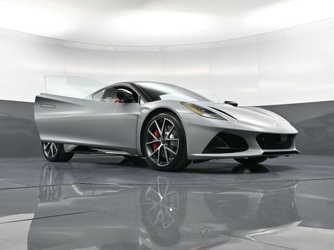 New 2026 Lotus Emira SE image 37