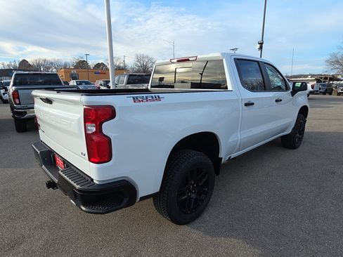 New 2026 Chevrolet Silverado 1500 LT Trail Boss w/ Convenience Package II image 9