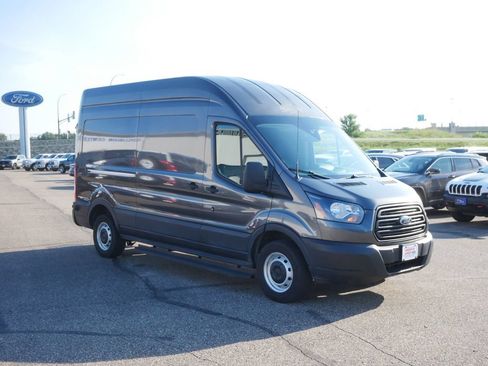 Used 2019 Ford Transit 250 148 High Roof RWD image 3