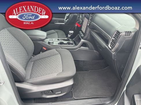 Used 2024 Ford Ranger XLT w/ Technology Package image 18