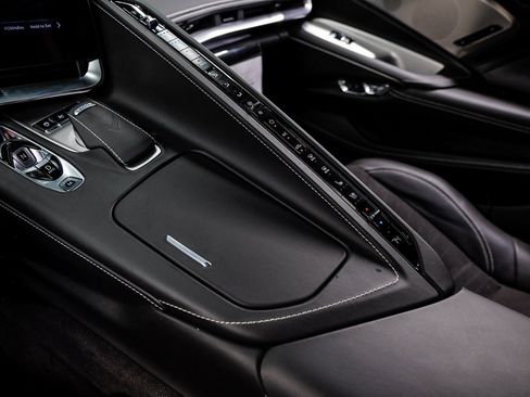 Used 2025 Chevrolet Corvette Z06 w/ Battery Protection Package image 30