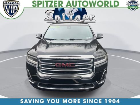 Used 2023 GMC Acadia SLE w/ Driver Convenience Package image 3