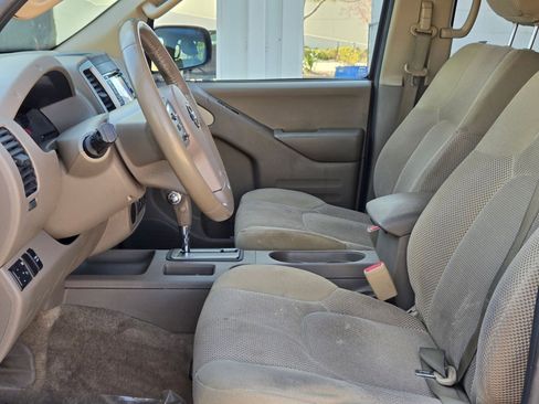 Used 2017 Nissan Frontier SV w/ SV Value Truck Package image 21