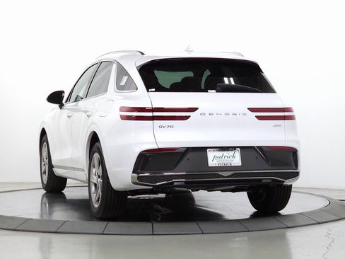 Used 2026 Genesis GV70 2.5T image 6
