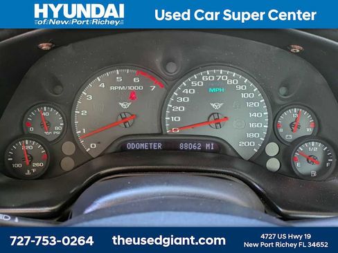 Used 1998 Chevrolet Corvette Coupe w/ Roof Pkg image 32