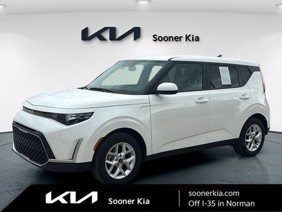 Certified 2025 Kia Soul LX