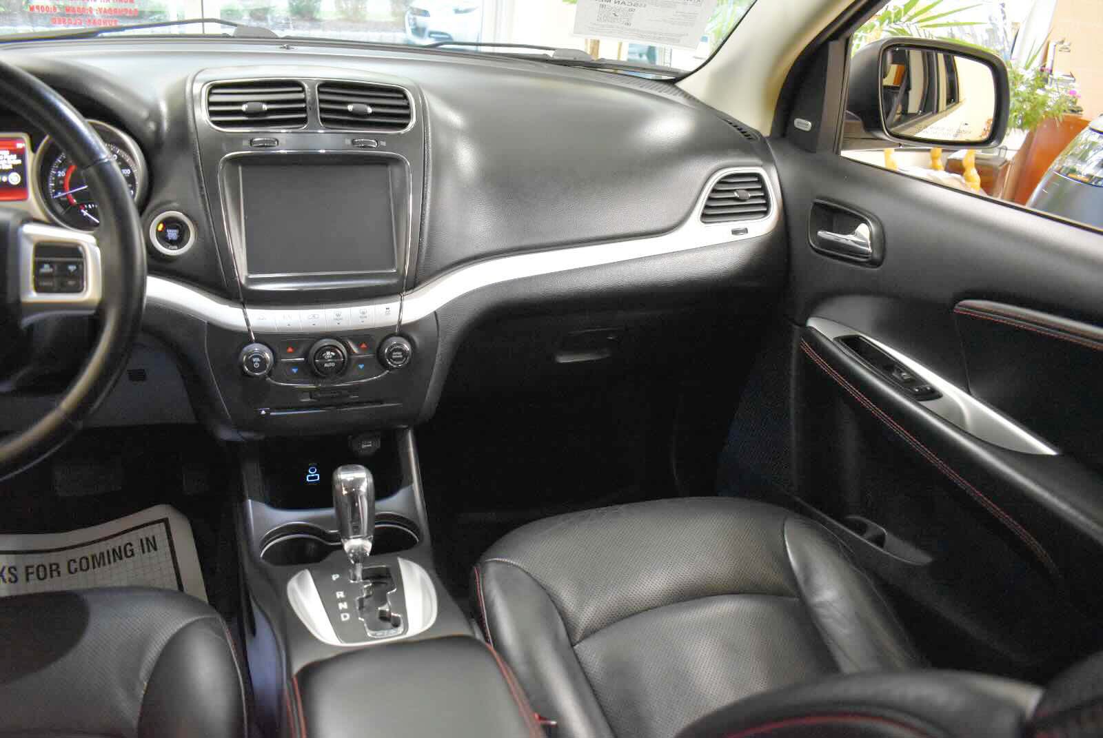 Used 2017 Dodge Journey GT FWD image 16