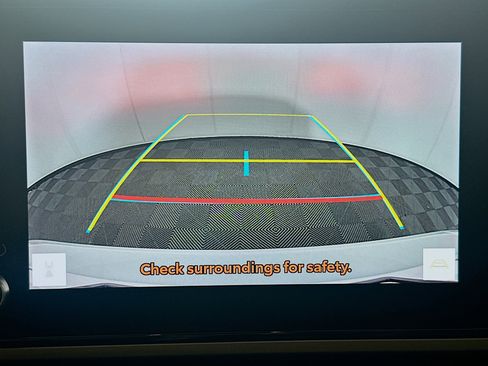 Used 2025 Toyota Camry LE image 23