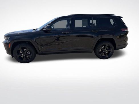 Used 2021 Jeep Grand Cherokee L Laredo AWD/4WD image 2