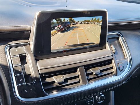 Used 2023 GMC Yukon SLT image 21