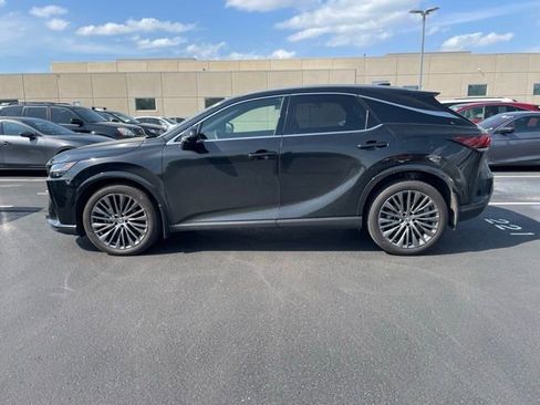 Used 2024 Lexus RX 350 AWD w/ Convenience Package image 3