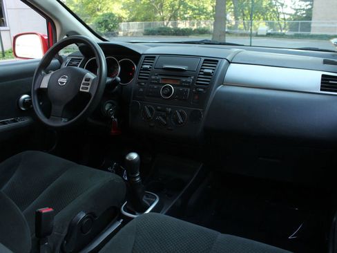 Used 2012 Nissan Versa 1.8 S w/ Plus Pkg FWD image 24