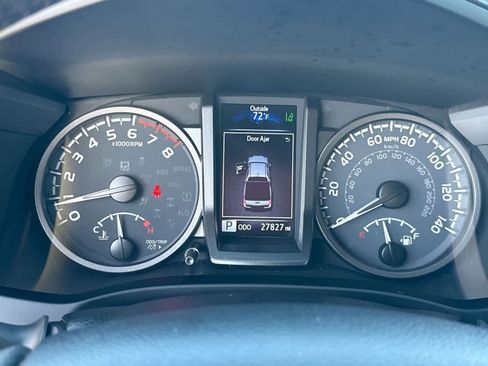 Certified 2023 Toyota Tacoma TRD Sport image 29