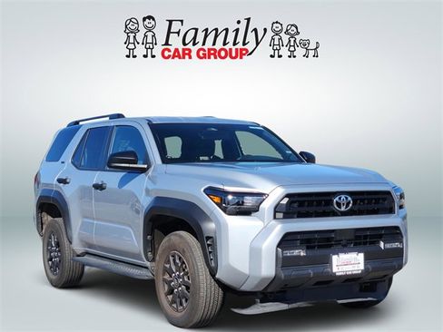 Used 2025 Toyota 4Runner SR5 image 2
