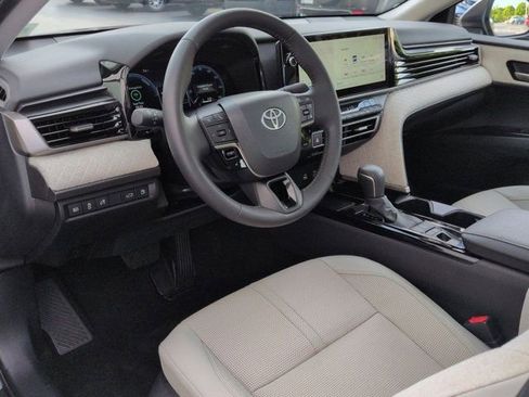 Certified 2025 Toyota Camry XLE FWD image 9