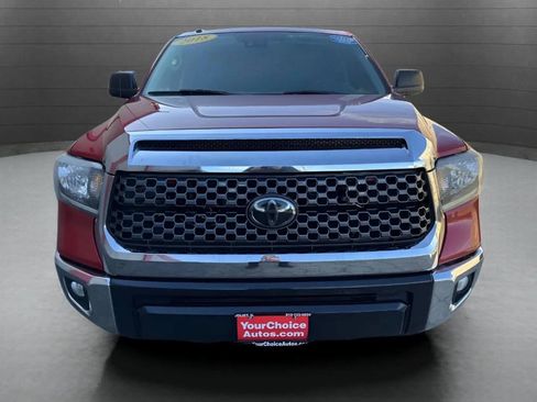 Used 2018 Toyota Tundra SR5 AWD/4WD image 2