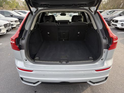Certified 2025 Volvo XC60 B5 Plus image 34