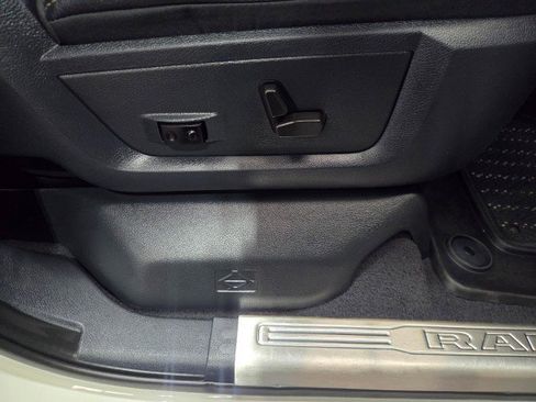 Used 2021 RAM 2500 Limited image 76