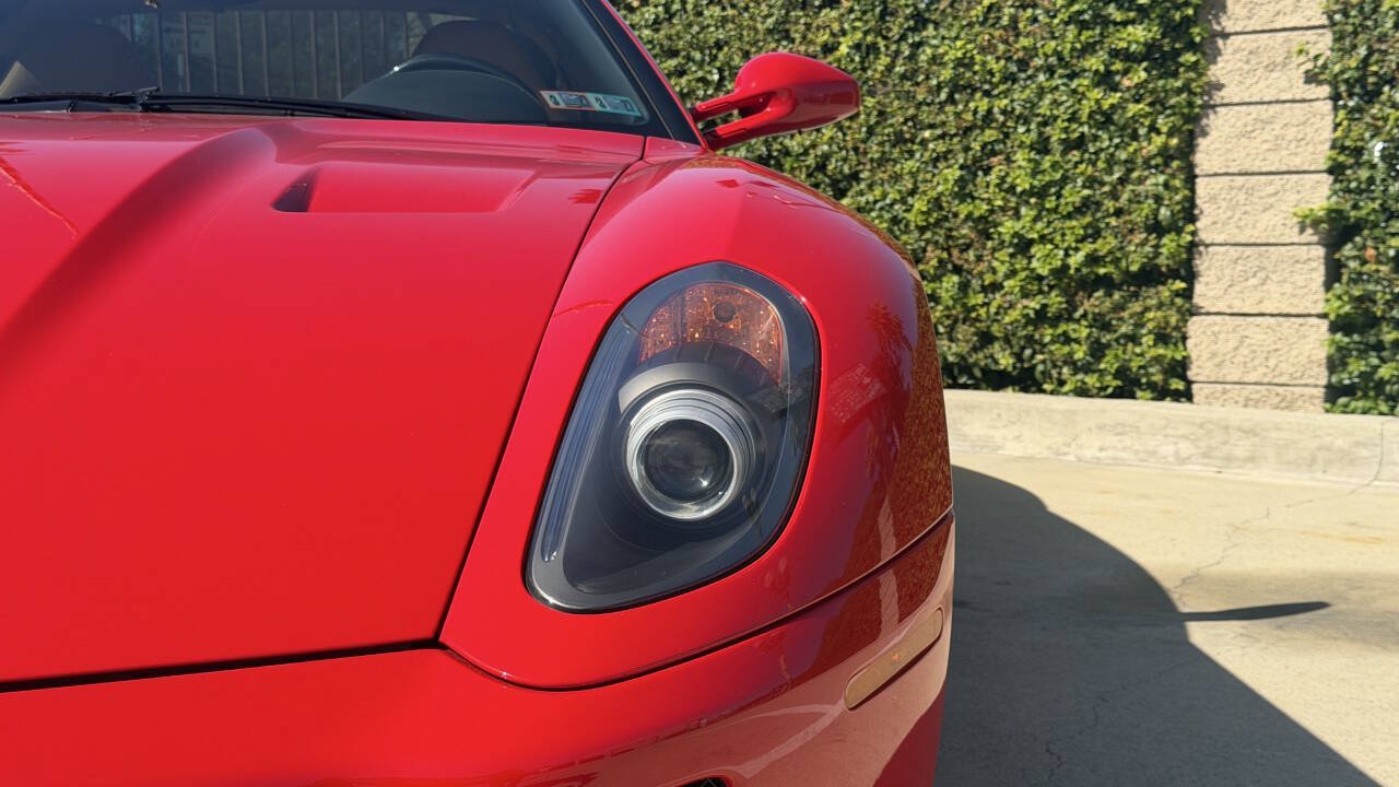 Used 2007 Ferrari 599 GTB Fiorano RWD image 9