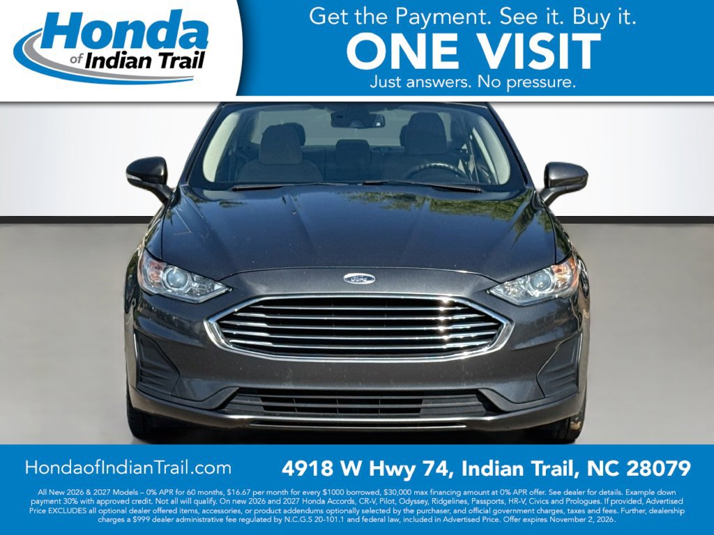 Used 2020 Ford Fusion SE FWD image 2