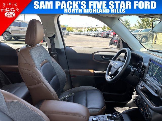 Used 2024 Ford Bronco Sport Outer Banks w/ Tech Package AWD/4WD image 18