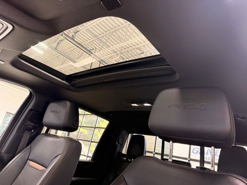 Used 2024 GMC Sierra 2500 AT4 w/ AT4 Premium Plus Package image 32