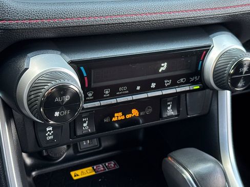 Used 2024 Toyota RAV4 XSE w/ Weather Package image 21