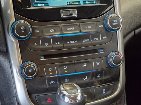 Used 2016 Chevrolet Malibu LT w/ Power Convenience Package FWD image 22