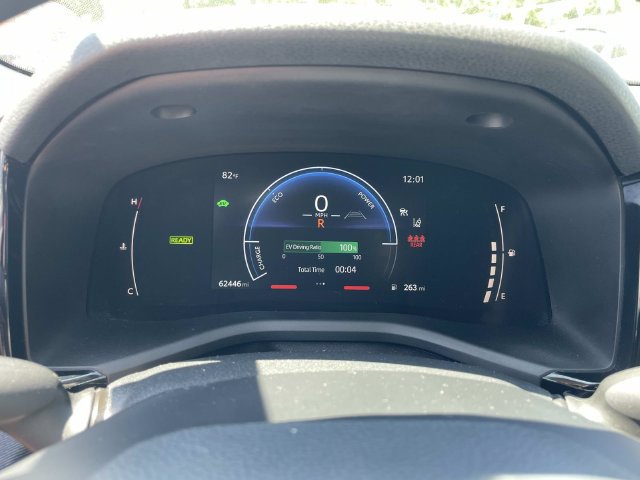 Used 2025 Toyota Camry LE FWD image 33