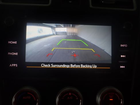 Used 2017 Subaru Forester 2.5i Premium w/ All-Weather Package image 9