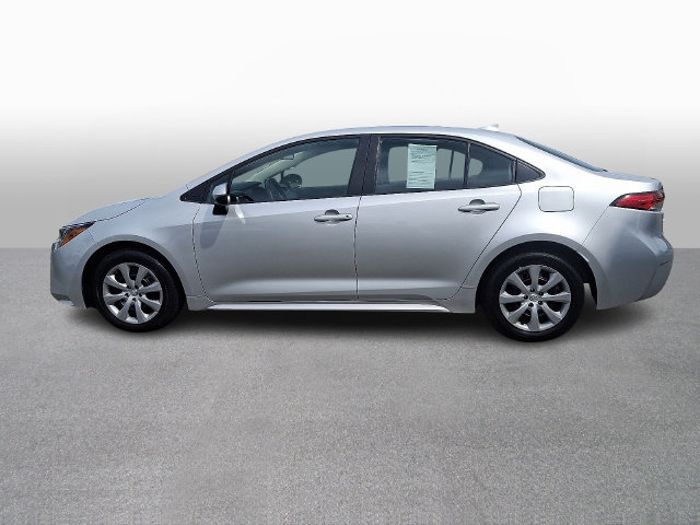 Used 2025 Toyota Corolla LE FWD image 7