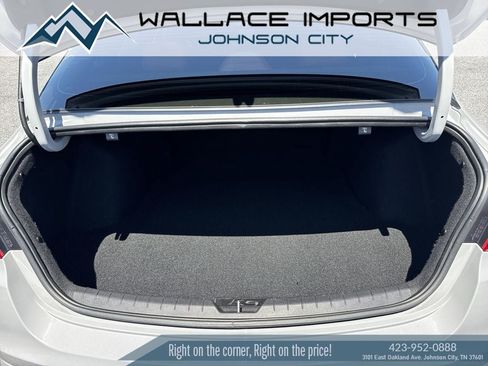 Used 2023 Kia K5 GT-Line AWD/4WD image 42