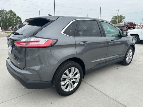 Used 2024 Ford Edge Titanium w/ Equipment Group 301A image 6