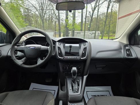 Used 2012 Ford Focus S FWD image 33