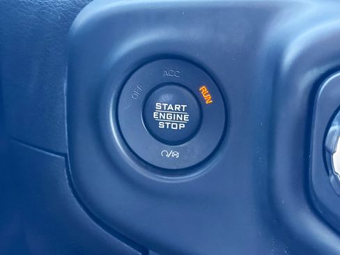 Used 2018 Jeep Wrangler Unlimited Sport S AWD/4WD image 35