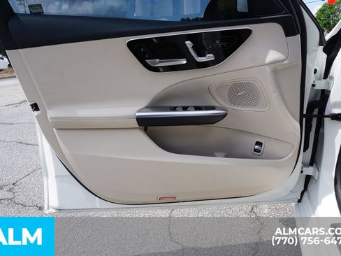 Used 2023 Mercedes-Benz C 300 Sedan image 51